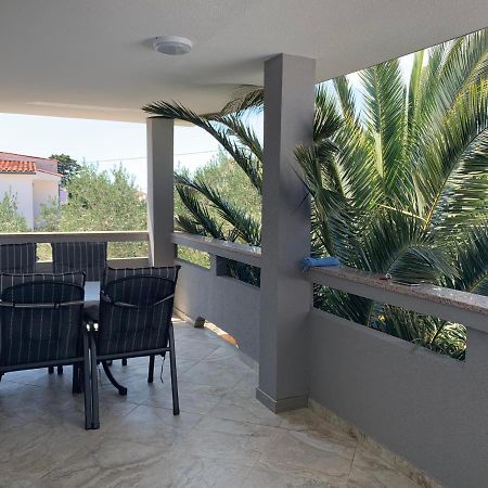 Apartments Fila Novalja Ngoại thất bức ảnh