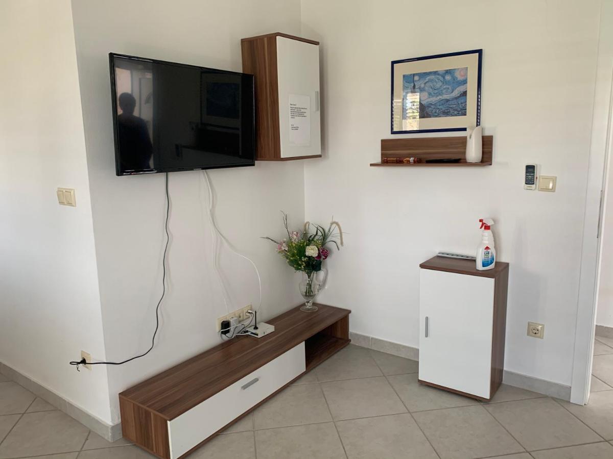 Apartments Fila Novalja Ngoại thất bức ảnh