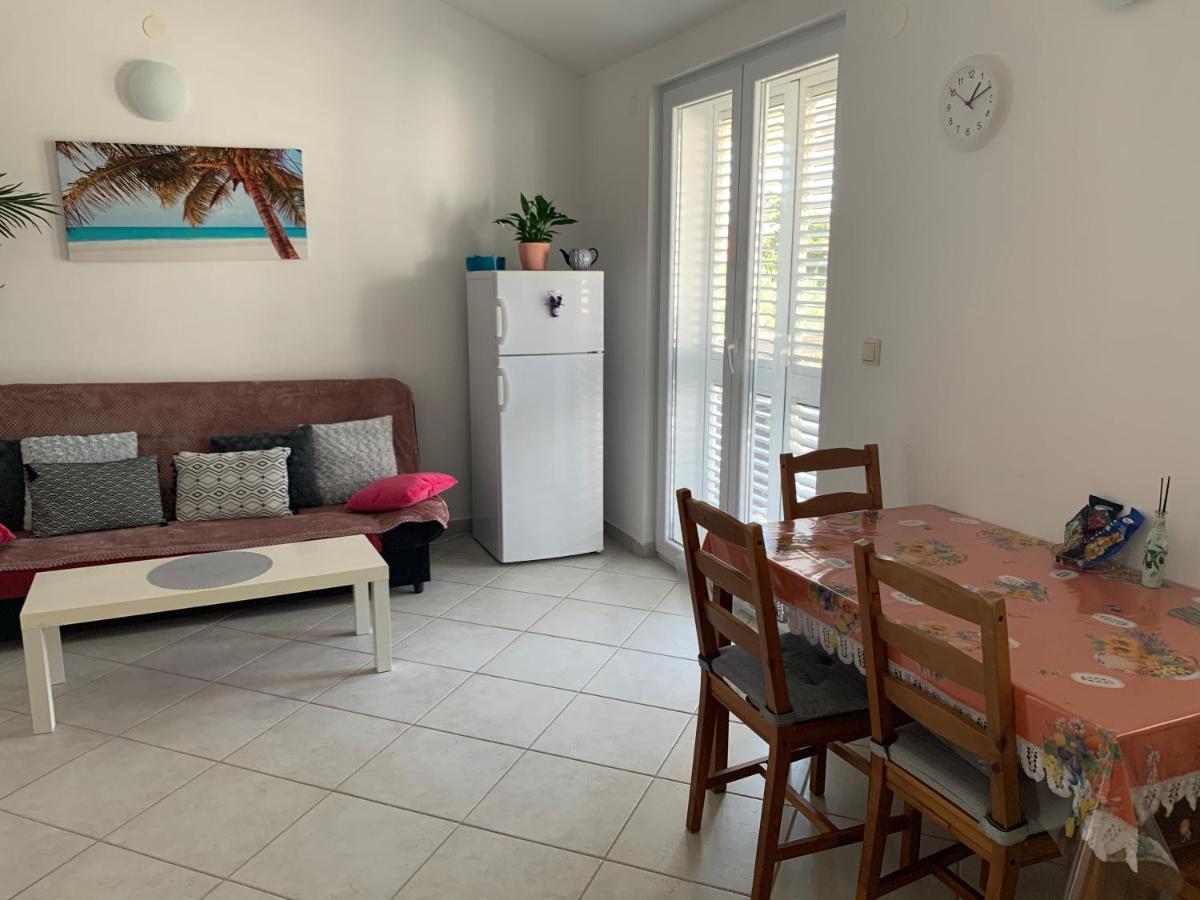 Apartments Fila Novalja Ngoại thất bức ảnh