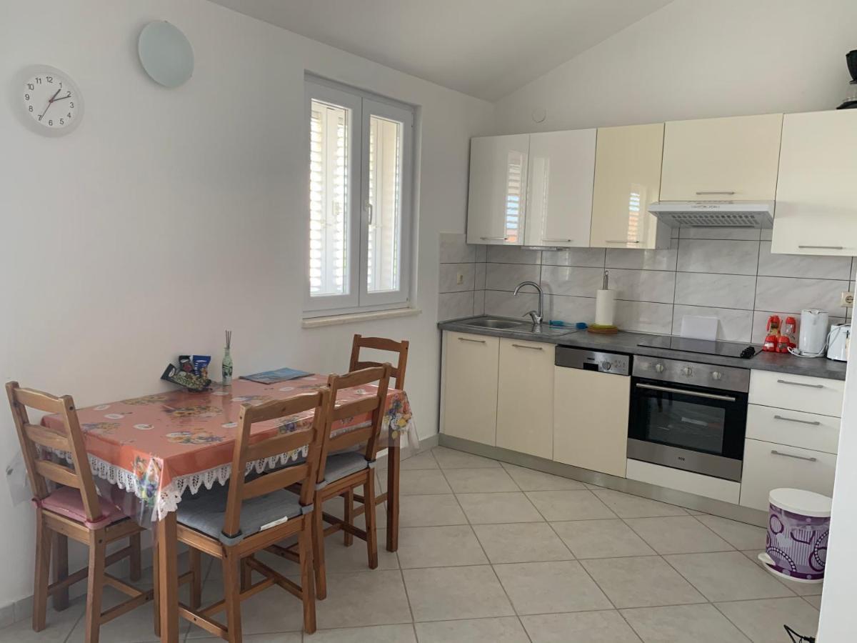 Apartments Fila Novalja Ngoại thất bức ảnh