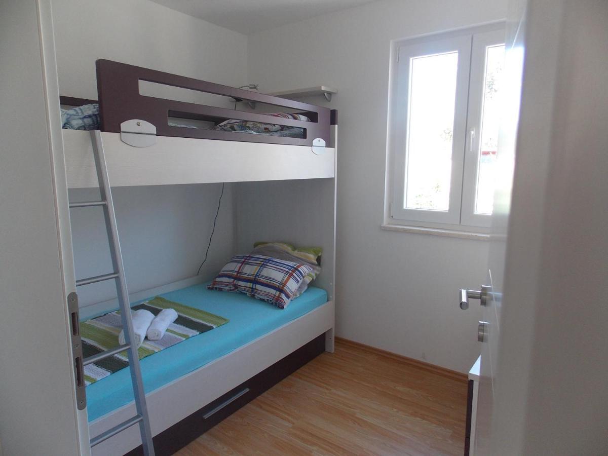 Apartments Fila Novalja Ngoại thất bức ảnh