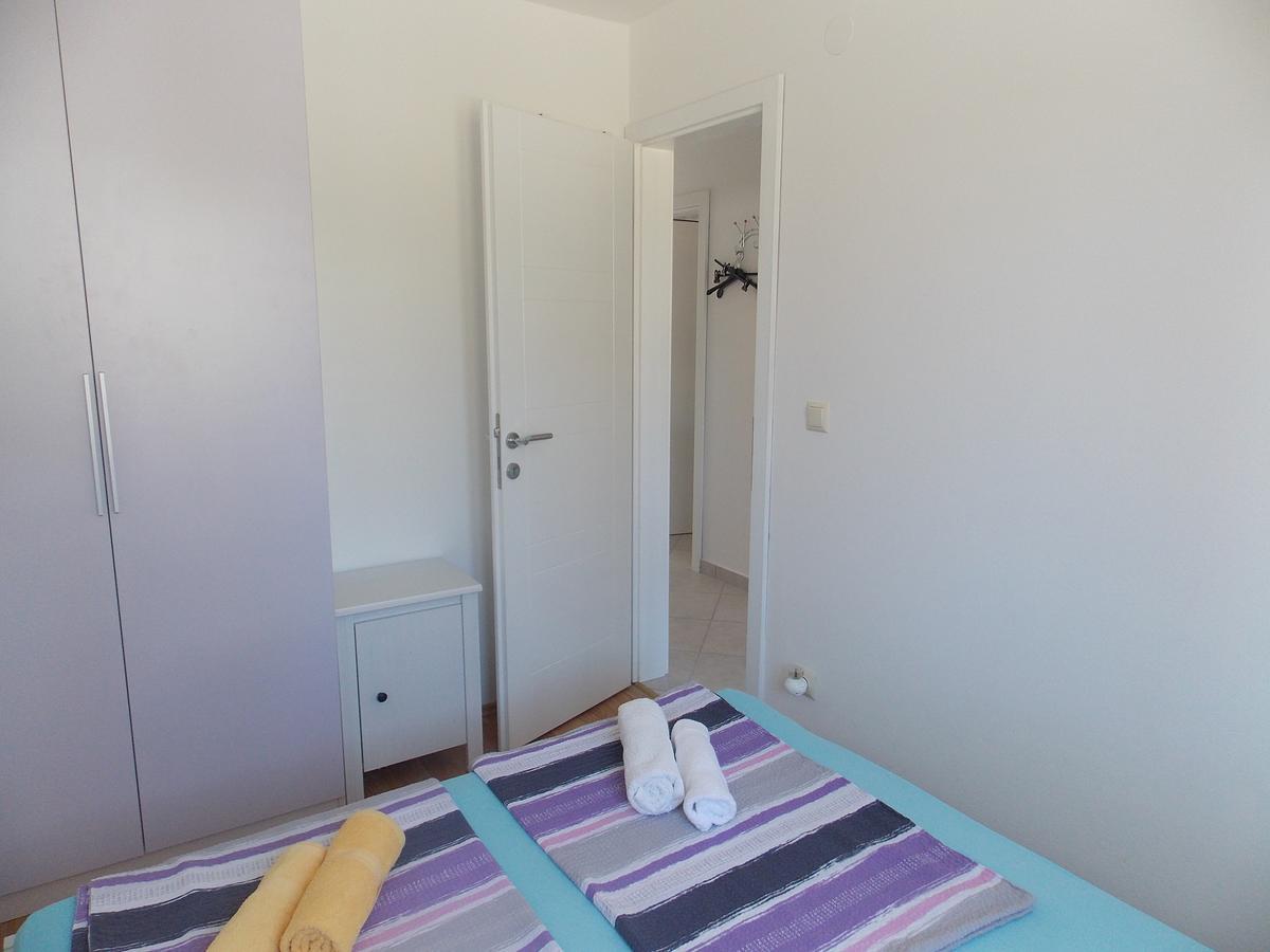 Apartments Fila Novalja Ngoại thất bức ảnh